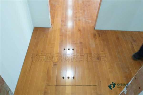 知名體育場地板施工團(tuán)隊(duì)